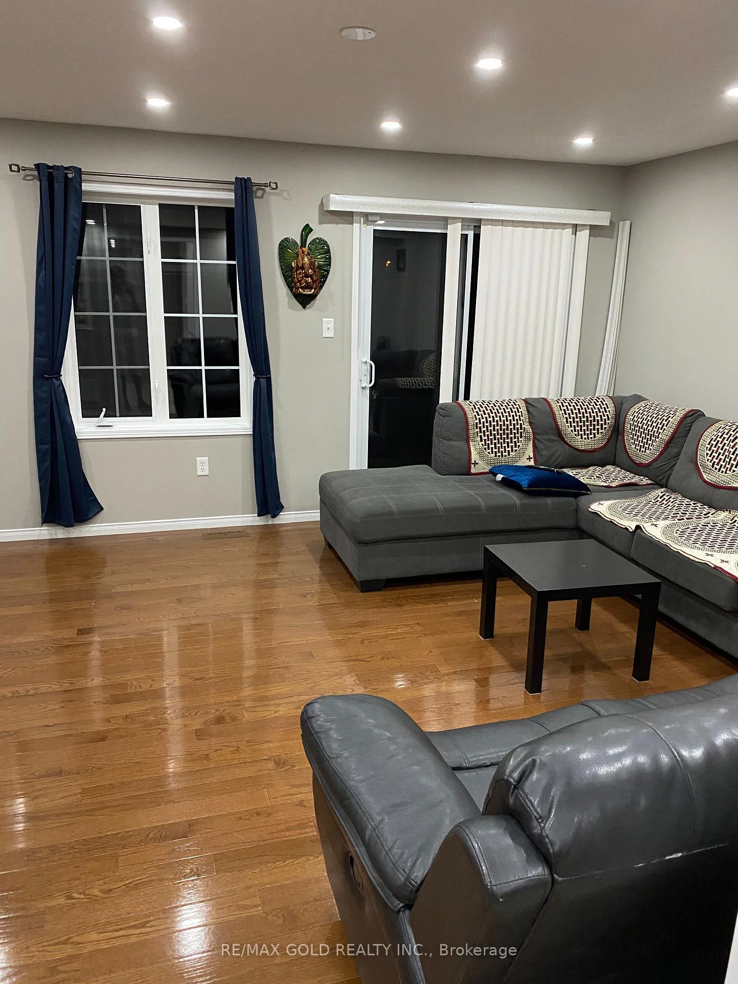 Photo 7 of 63 Rotunda Street, Brampton, Fletcher's Creek Village — HOMEH