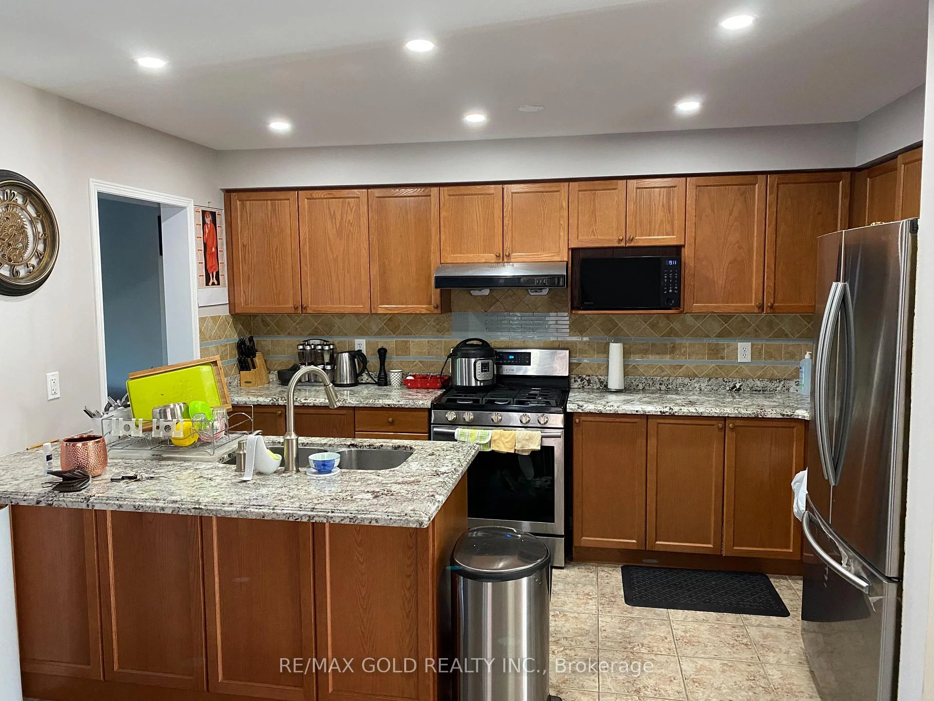 Photo 8 of 63 Rotunda Street, Brampton, Fletcher's Creek Village — HOMEH
