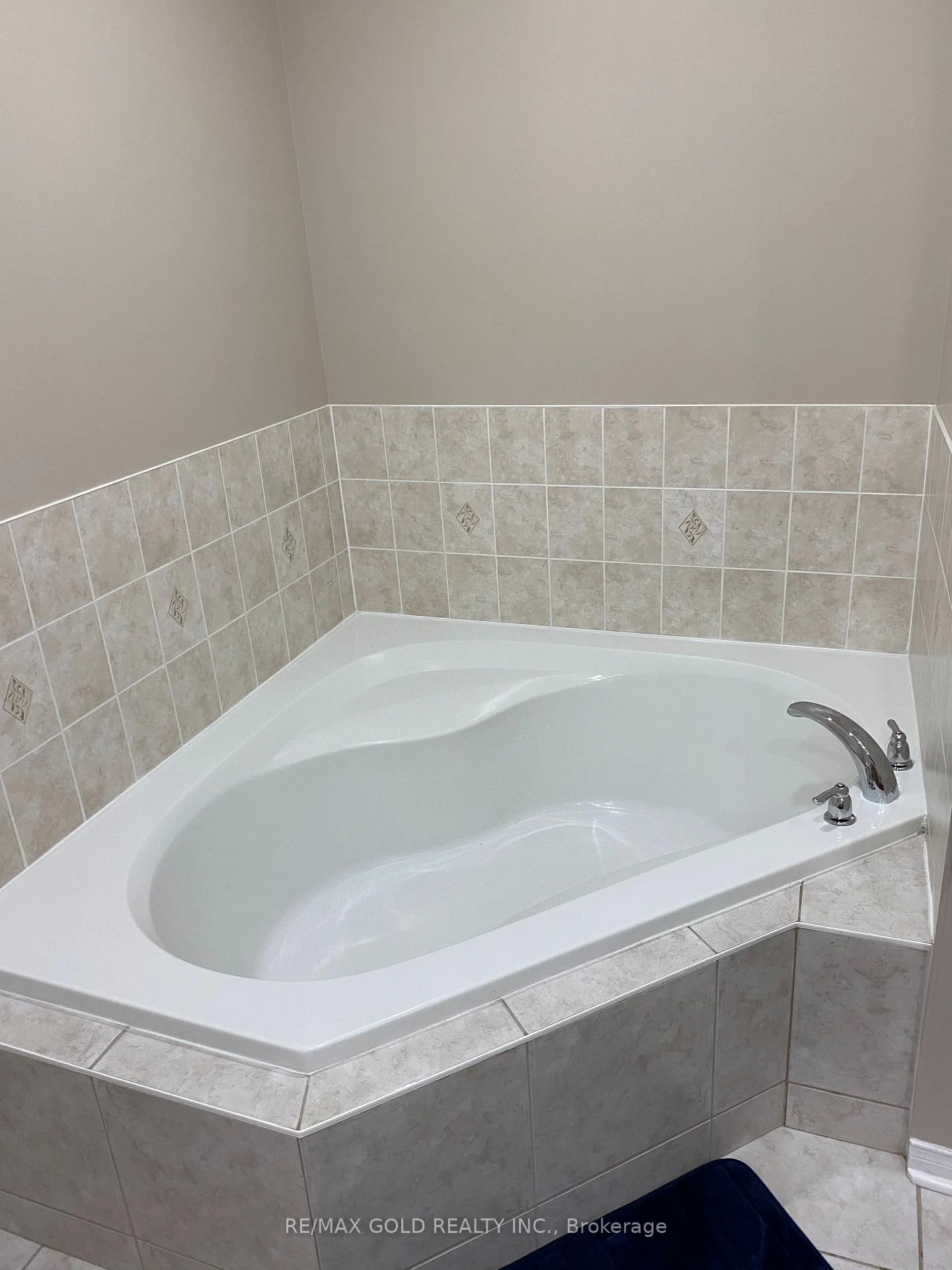 Photo 14 of 63 Rotunda Street, Brampton, Fletcher's Creek Village — HOMEH