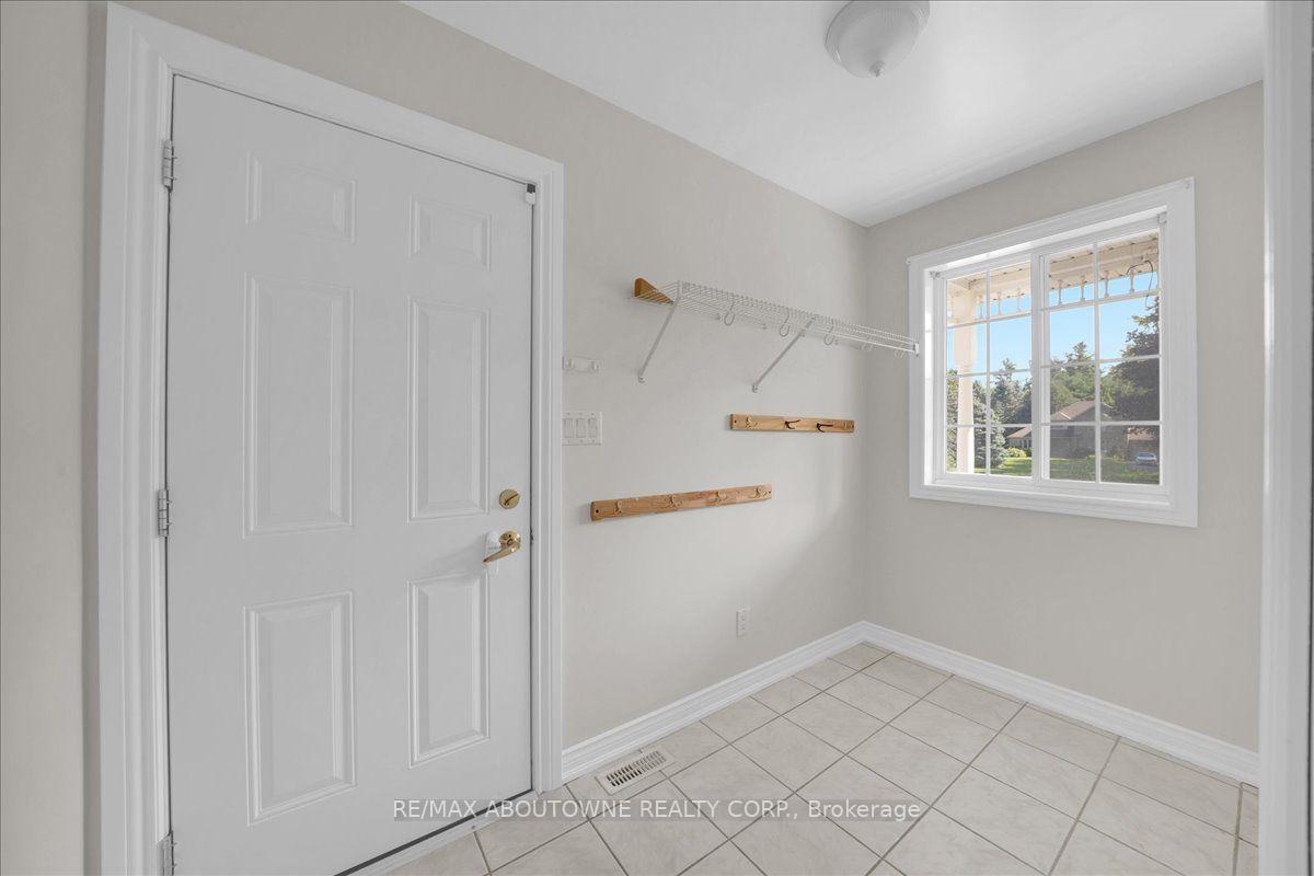 Photo 21 of 20 Pineview Trail, Essa, Colwell — HOMEH