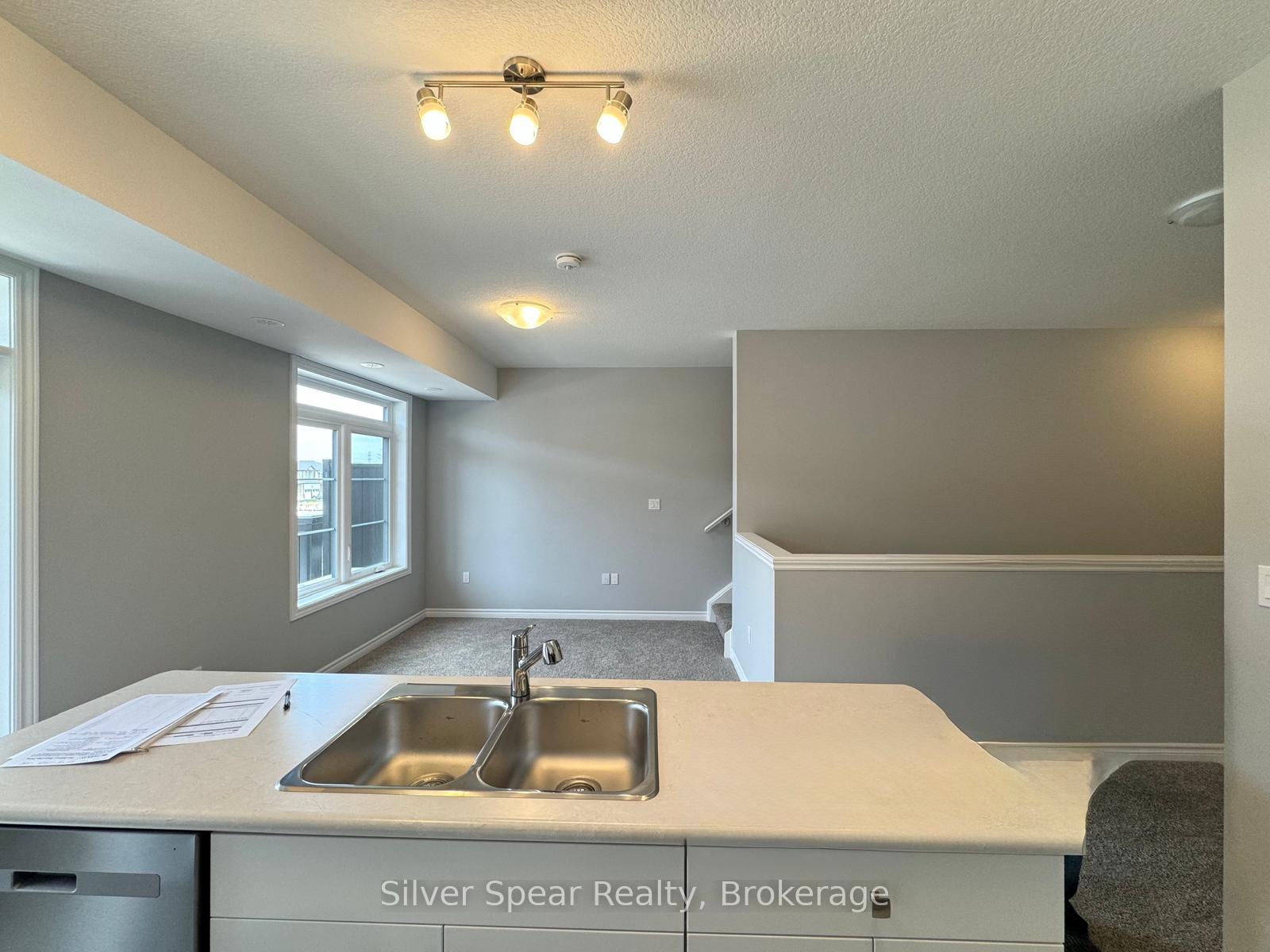 Photo 3 of 76 Lomond Lane, Kitchener, Cedar Hill — HOMEH