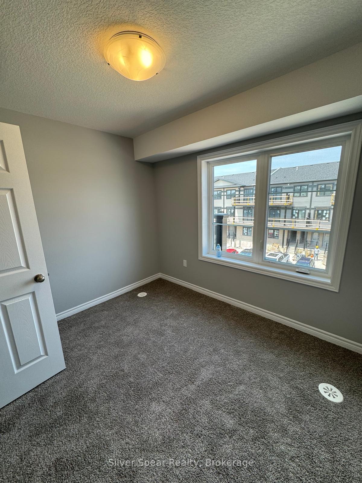 Photo 6 of 76 Lomond Lane, Kitchener, Cedar Hill — HOMEH