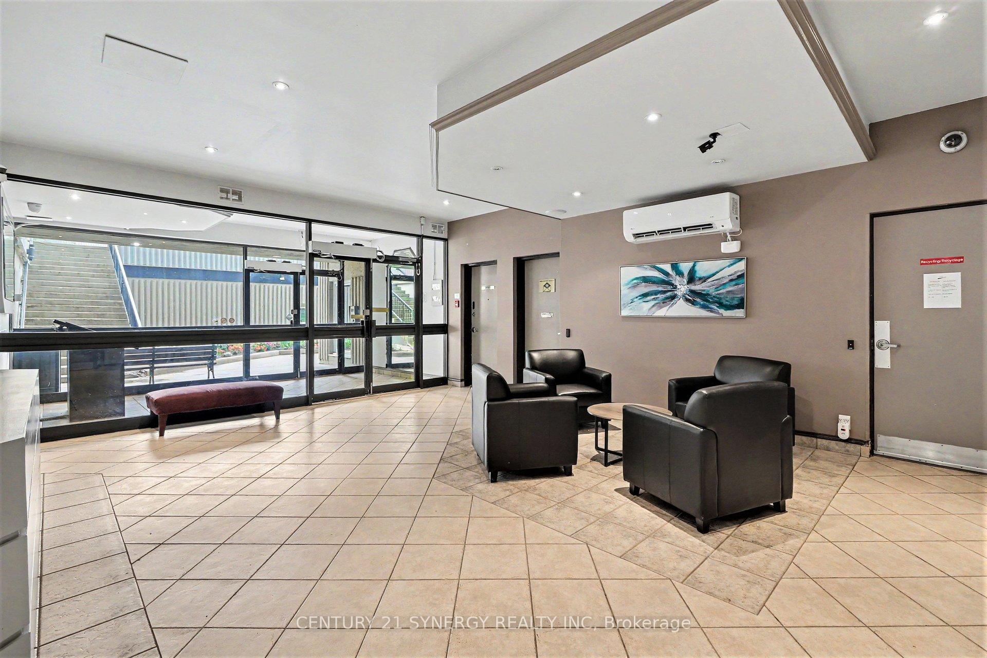 Photo 8 of Unit 1202, 158B McArthur Avenue, Ottawa, Vanier — HOMEH