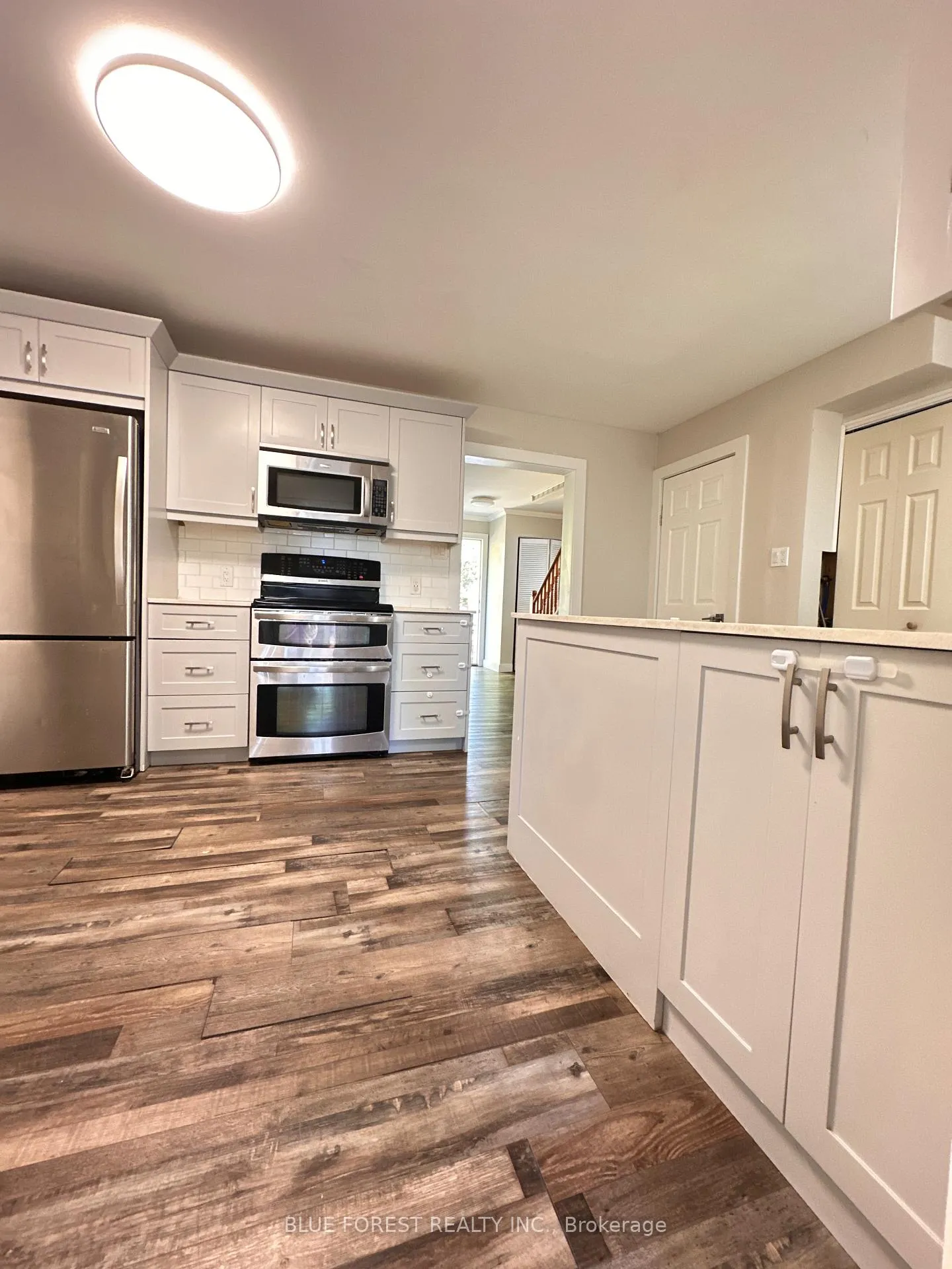 Photo 10 of 67 Breckenridge Crescent S, London, South Y — HOMEH