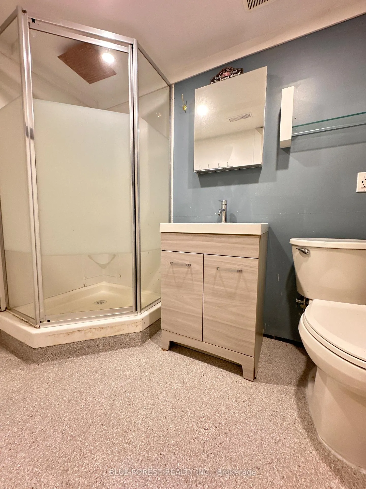 Photo 16 of 67 Breckenridge Crescent S, London, South Y — HOMEH