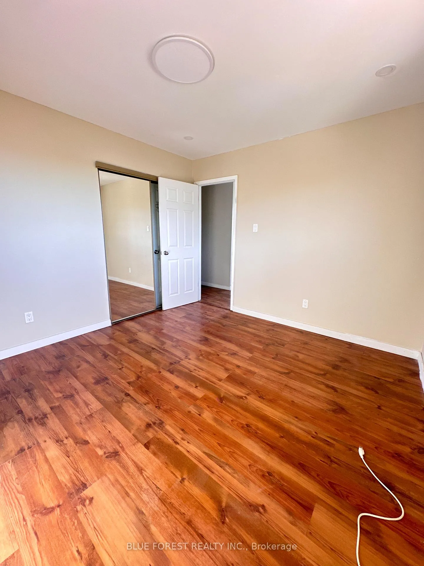 Photo 19 of 67 Breckenridge Crescent S, London, South Y — HOMEH