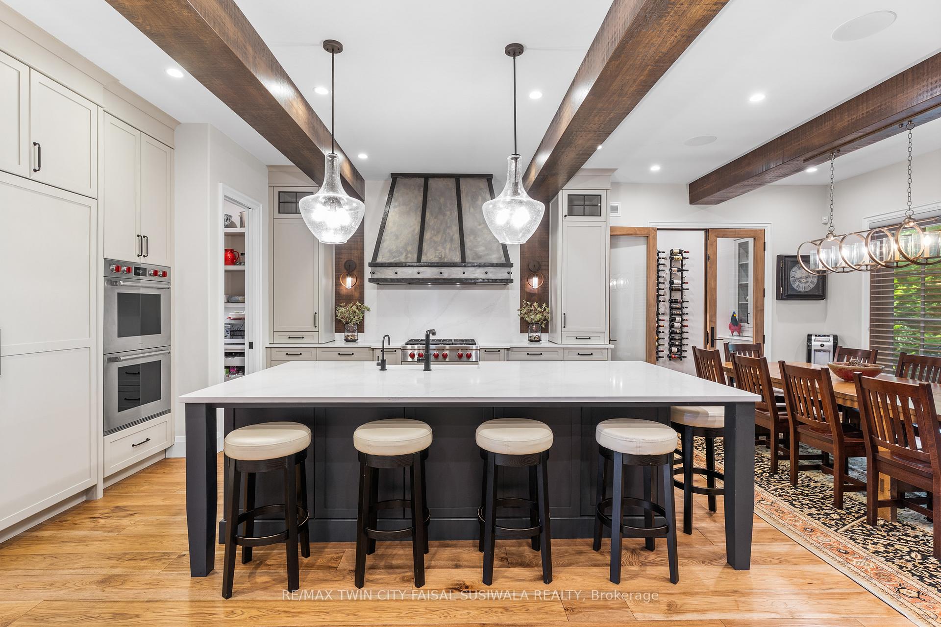 Photo 19 of 44 Pioneer Ridge Drive, Kitchener, Pioneer Tower West — HOMEH