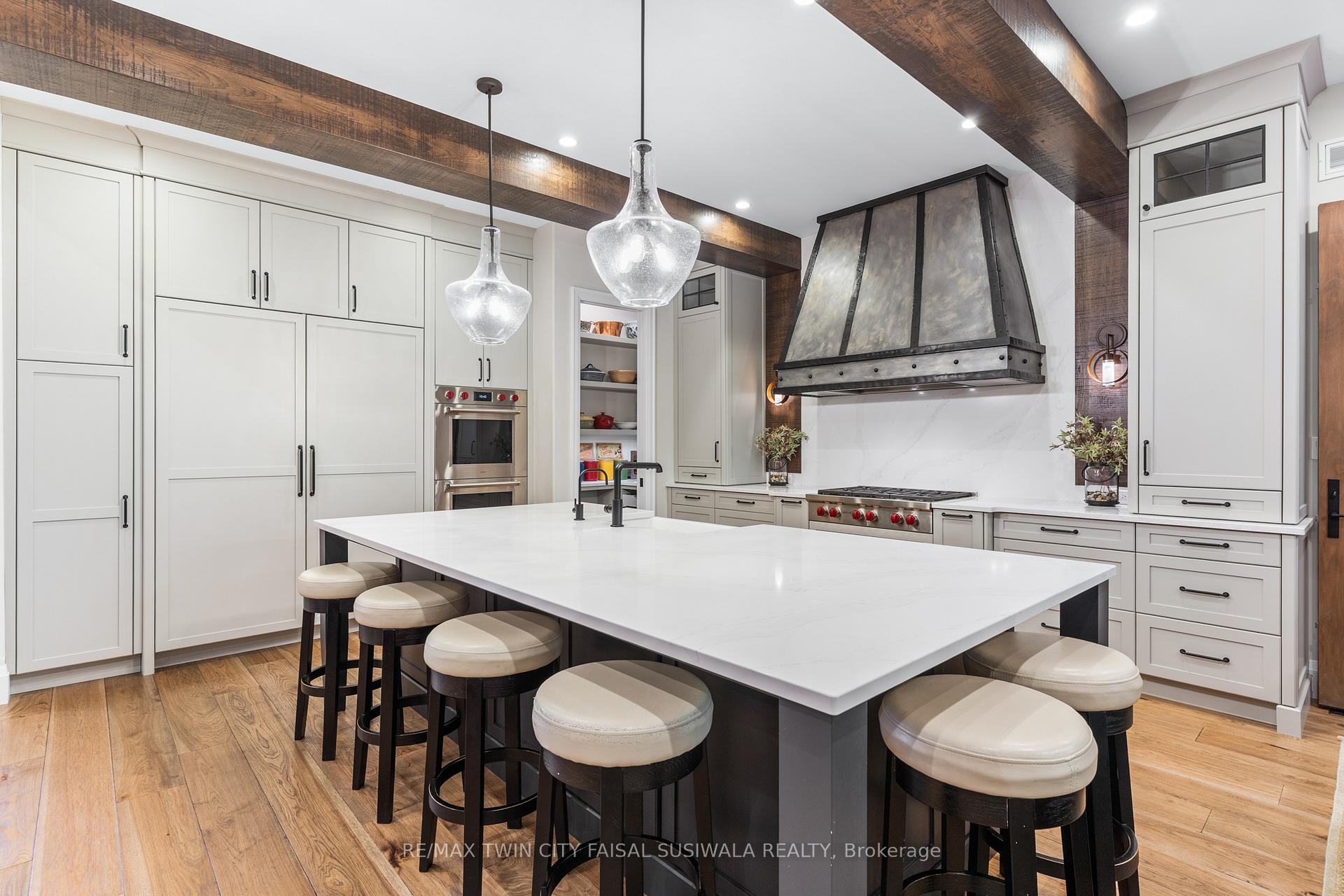 Photo 20 of 44 Pioneer Ridge Drive, Kitchener, Pioneer Tower West — HOMEH