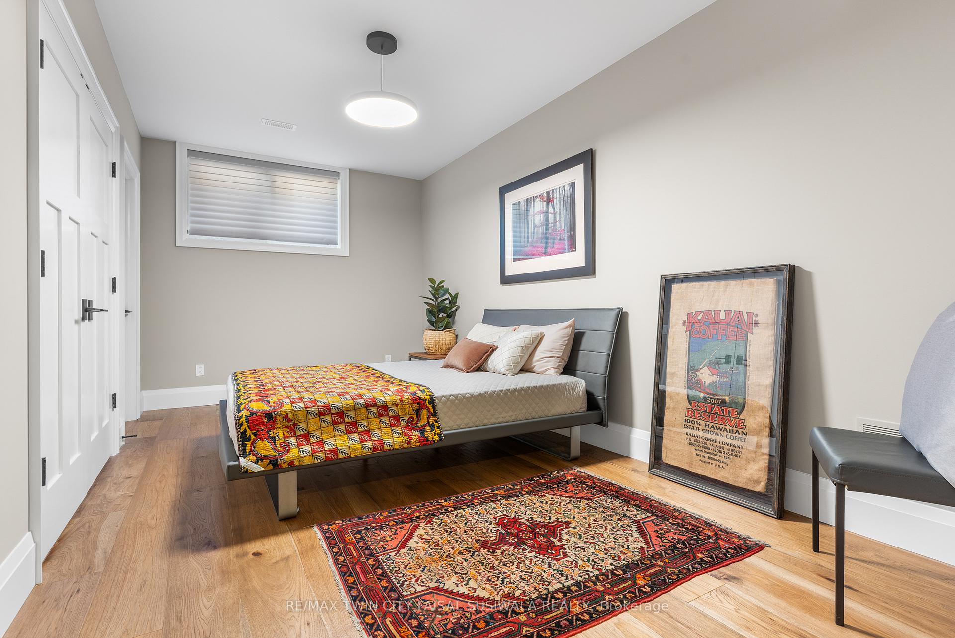 Photo 37 of 44 Pioneer Ridge Drive, Kitchener, Pioneer Tower West — HOMEH