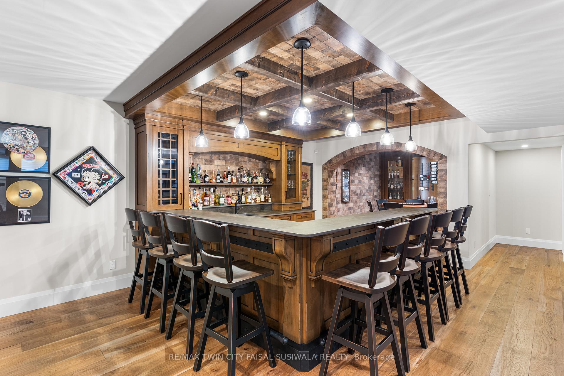 Photo 39 of 44 Pioneer Ridge Drive, Kitchener, Pioneer Tower West — HOMEH