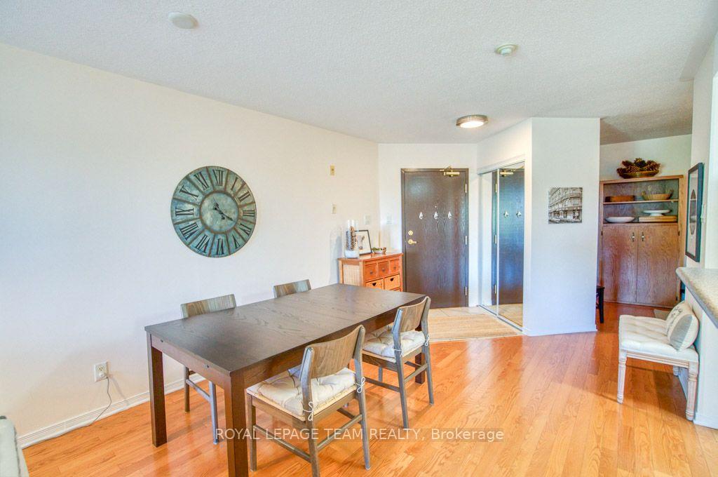 Photo 5 of Unit 2H, 310 Central Park Drive, Ottawa, Central Park — HOMEH
