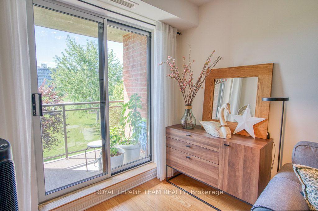 Photo 10 of Unit 2H, 310 Central Park Drive, Ottawa, Central Park — HOMEH