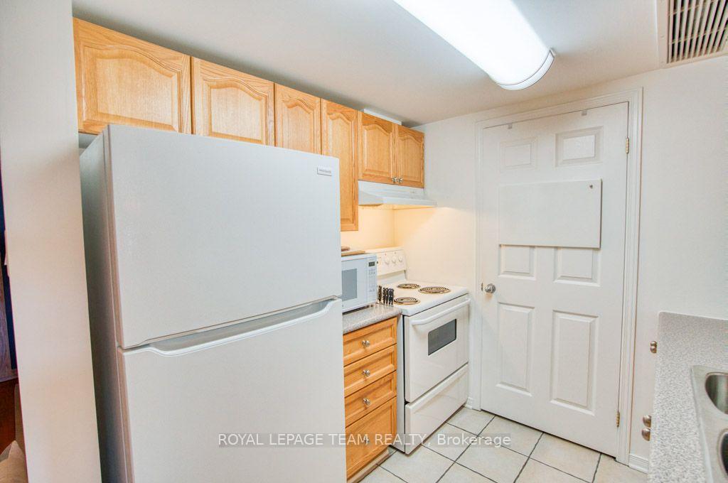 Photo 15 of Unit 2H, 310 Central Park Drive, Ottawa, Central Park — HOMEH
