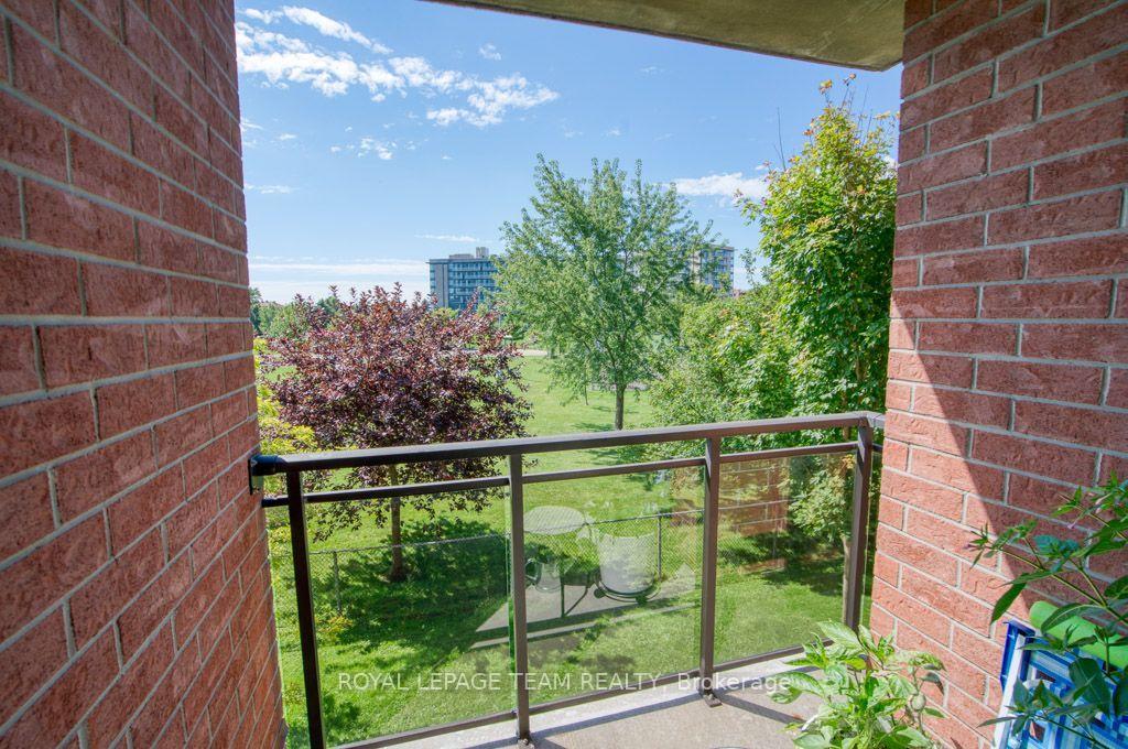 Photo 23 of Unit 2H, 310 Central Park Drive, Ottawa, Central Park — HOMEH