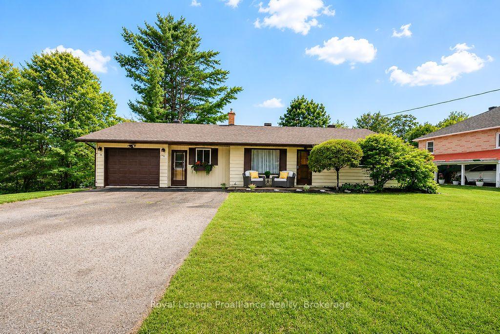 Photo 1 of 304 Hastings Street N, Bancroft, Bancroft Ward — HOMEH