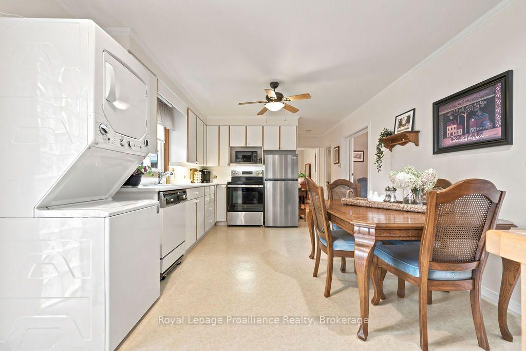 Photo 4 of 304 Hastings Street N, Bancroft, Bancroft Ward — HOMEH