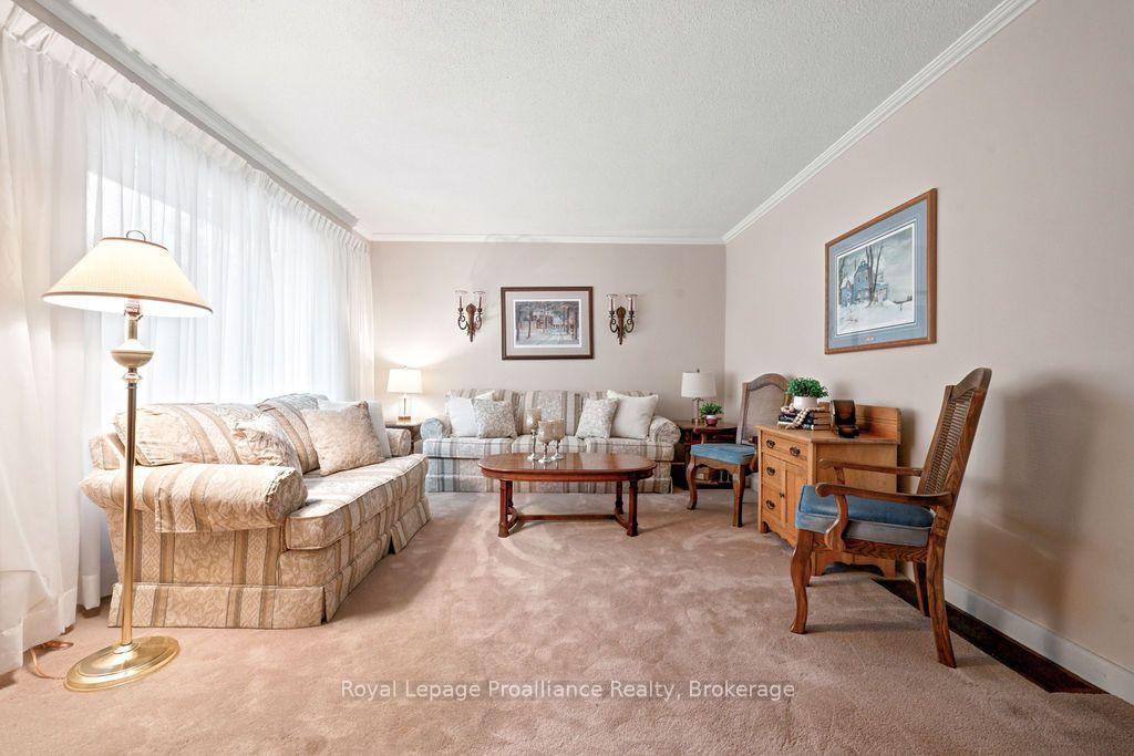 Photo 12 of 304 Hastings Street N, Bancroft, Bancroft Ward — HOMEH