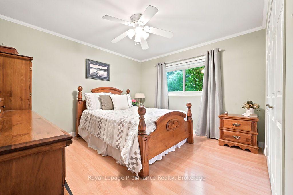 Photo 19 of 304 Hastings Street N, Bancroft, Bancroft Ward — HOMEH
