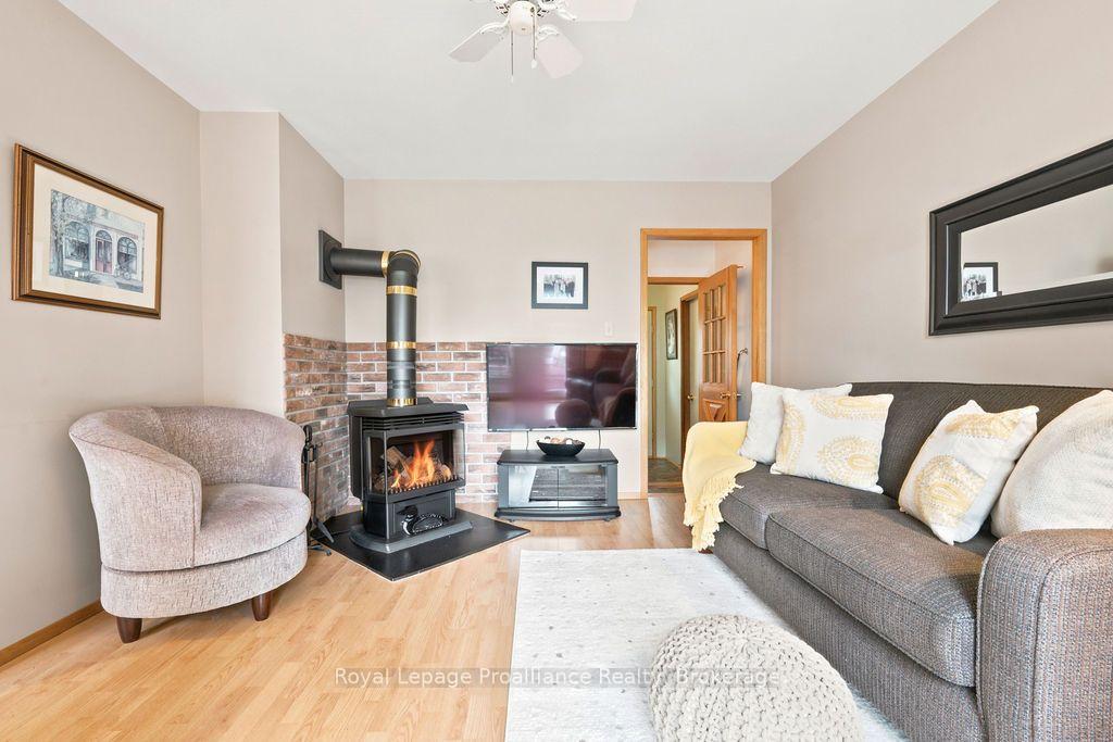 Photo 29 of 304 Hastings Street N, Bancroft, Bancroft Ward — HOMEH
