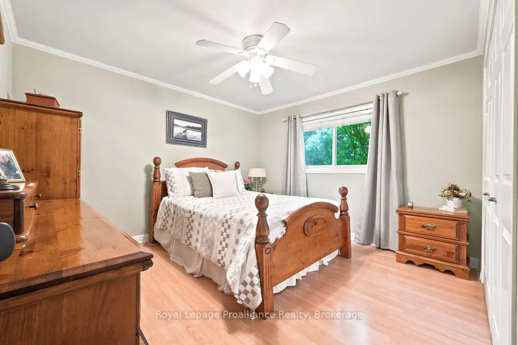 Photo 11 of 304 Hastings Street N, Bancroft, Bancroft Ward — HOMEH