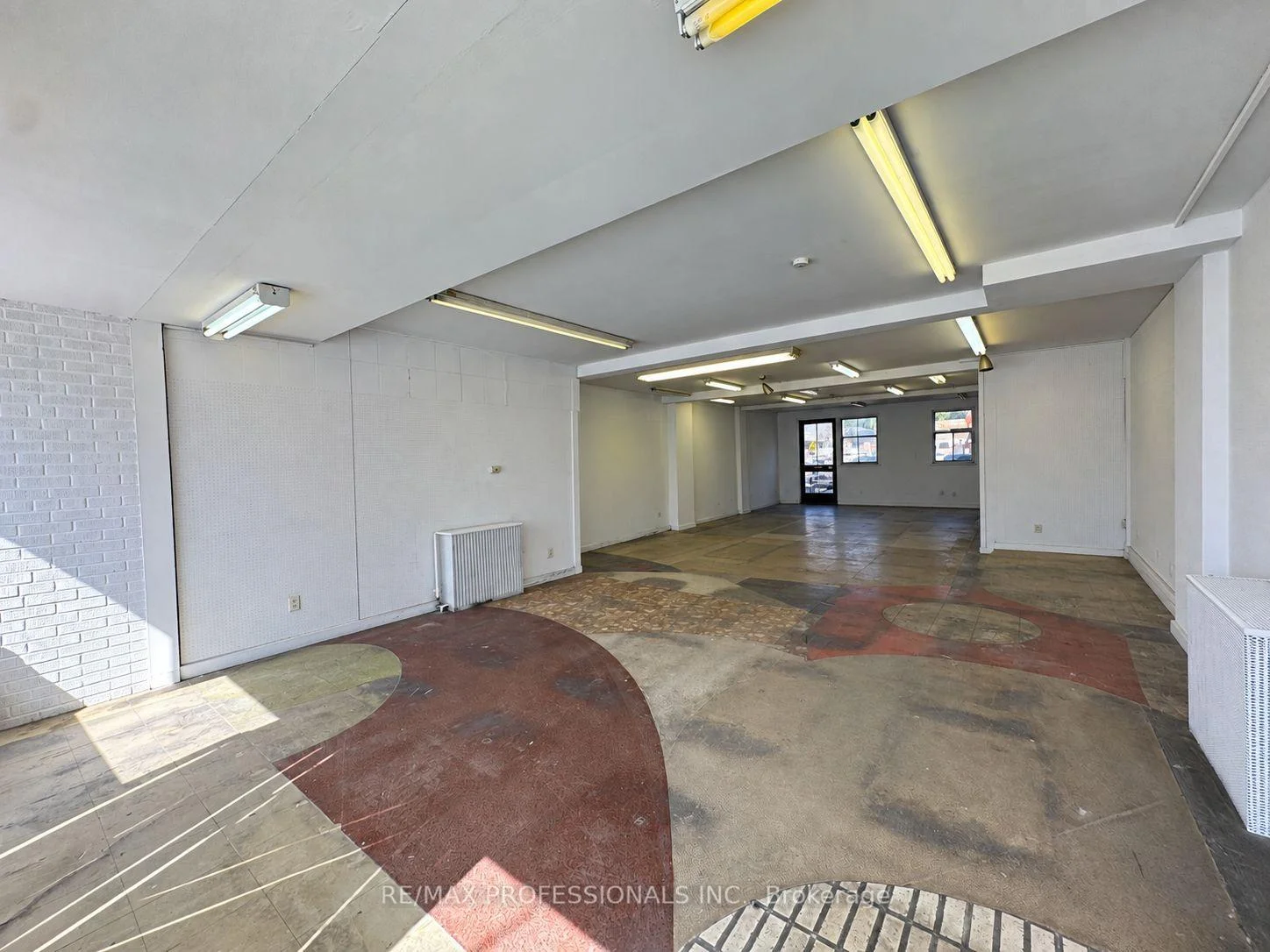 Photo 6 of 710 The Queensway Avenue, Etobicoke, Stonegate-Queensway — HOMEH