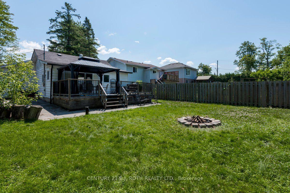 Photo 20 of 922 Elizabeth Avenue, Innisfil, Rural Innisfil — HOMEH