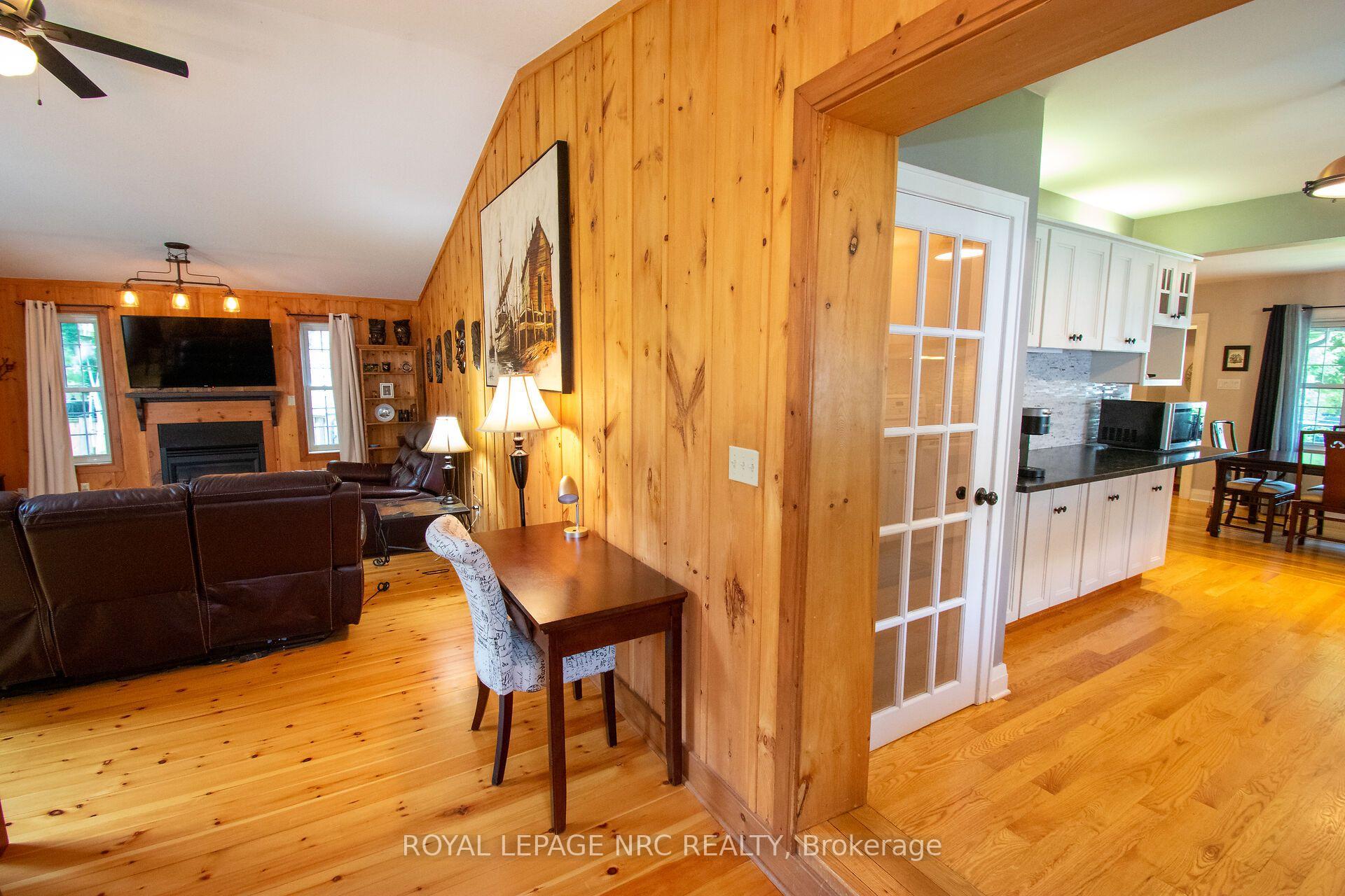 Photo 10 of 36 Maplewood Drive, St. Catharines, Vine/Linwell — HOMEH
