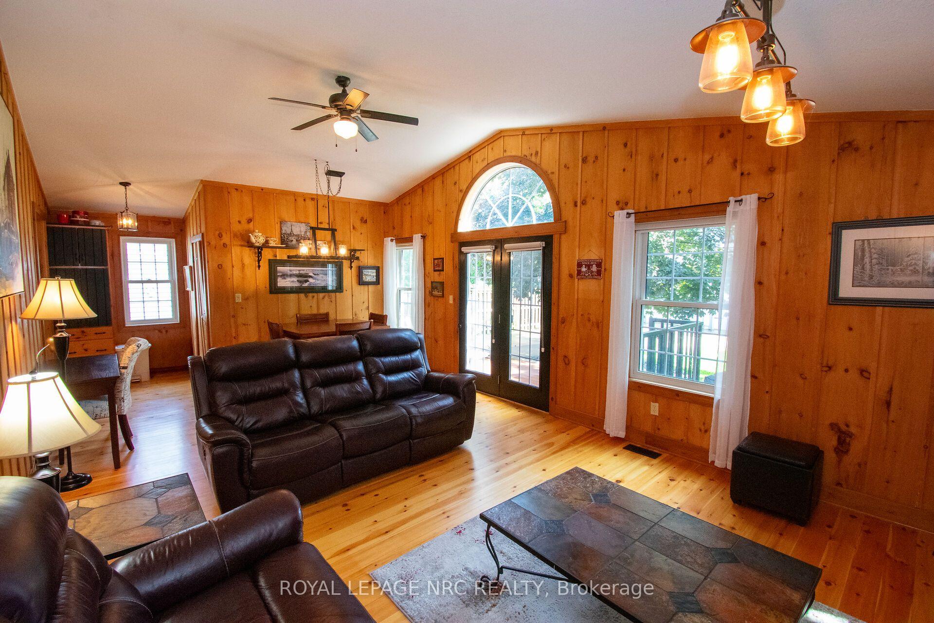 Photo 12 of 36 Maplewood Drive, St. Catharines, Vine/Linwell — HOMEH