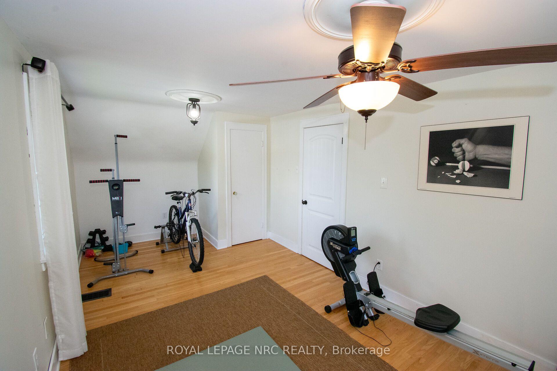 Photo 20 of 36 Maplewood Drive, St. Catharines, Vine/Linwell — HOMEH