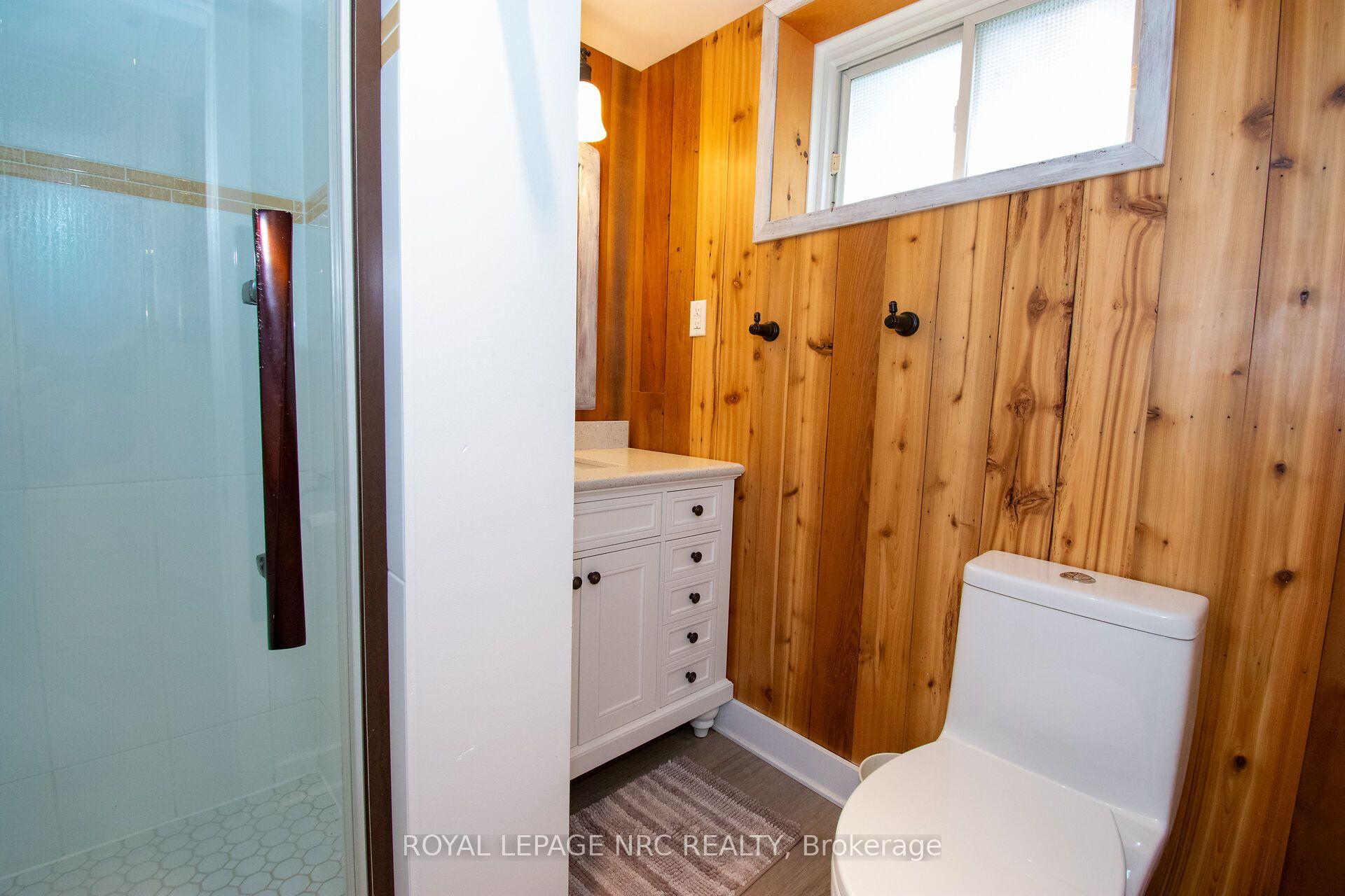 Photo 25 of 36 Maplewood Drive, St. Catharines, Vine/Linwell — HOMEH