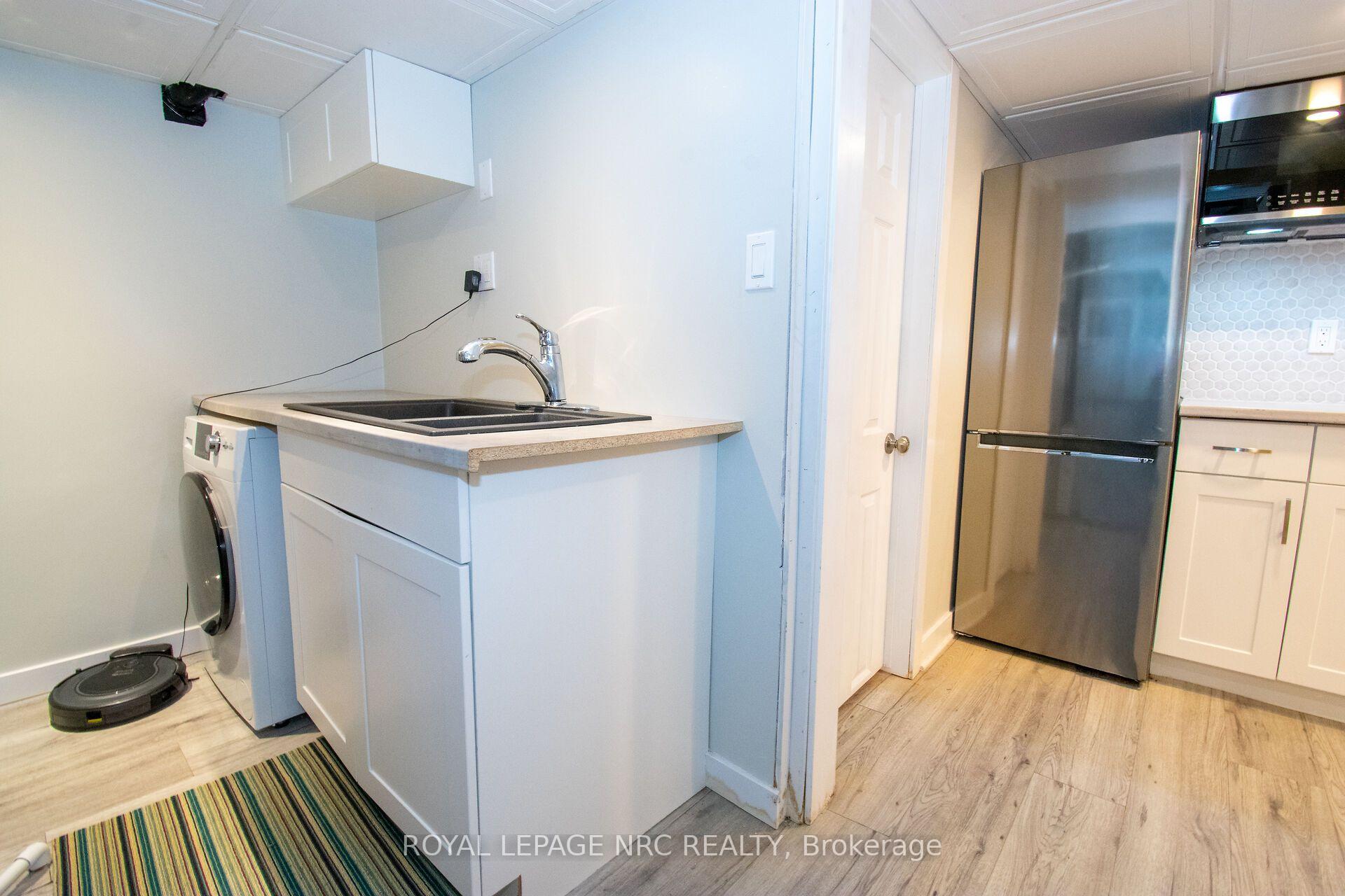 Photo 26 of 36 Maplewood Drive, St. Catharines, Vine/Linwell — HOMEH