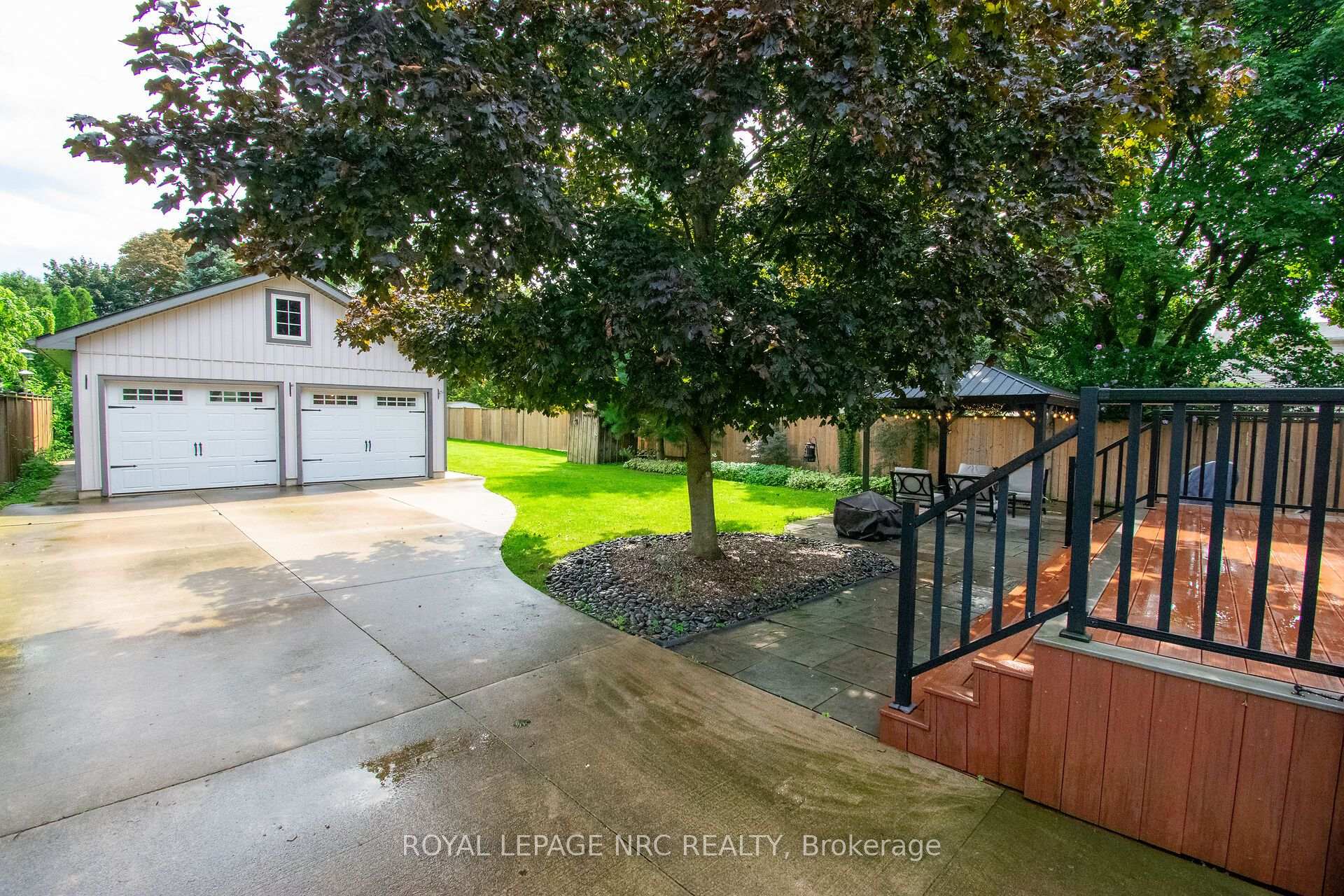 Photo 27 of 36 Maplewood Drive, St. Catharines, Vine/Linwell — HOMEH