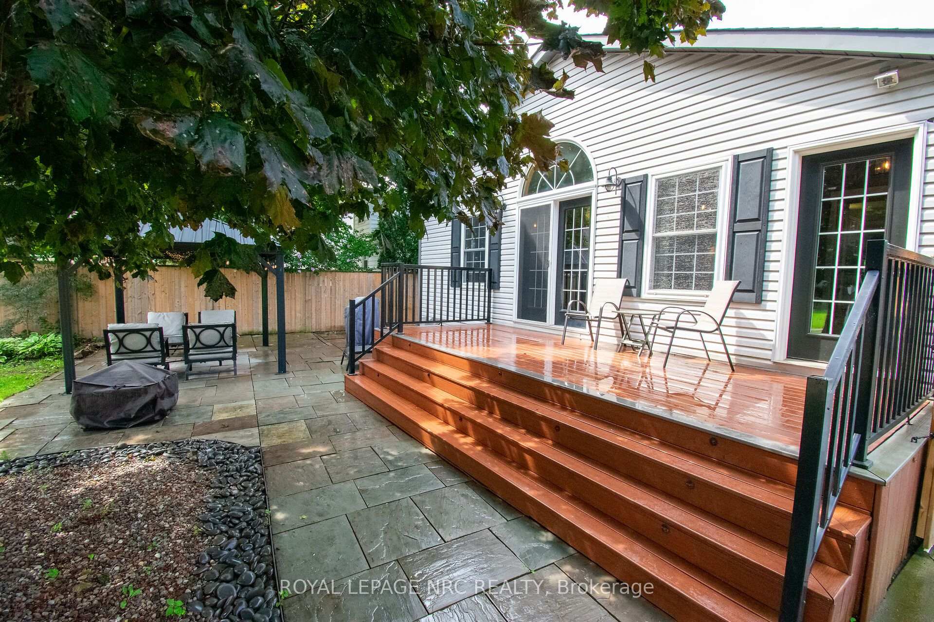 Photo 28 of 36 Maplewood Drive, St. Catharines, Vine/Linwell — HOMEH