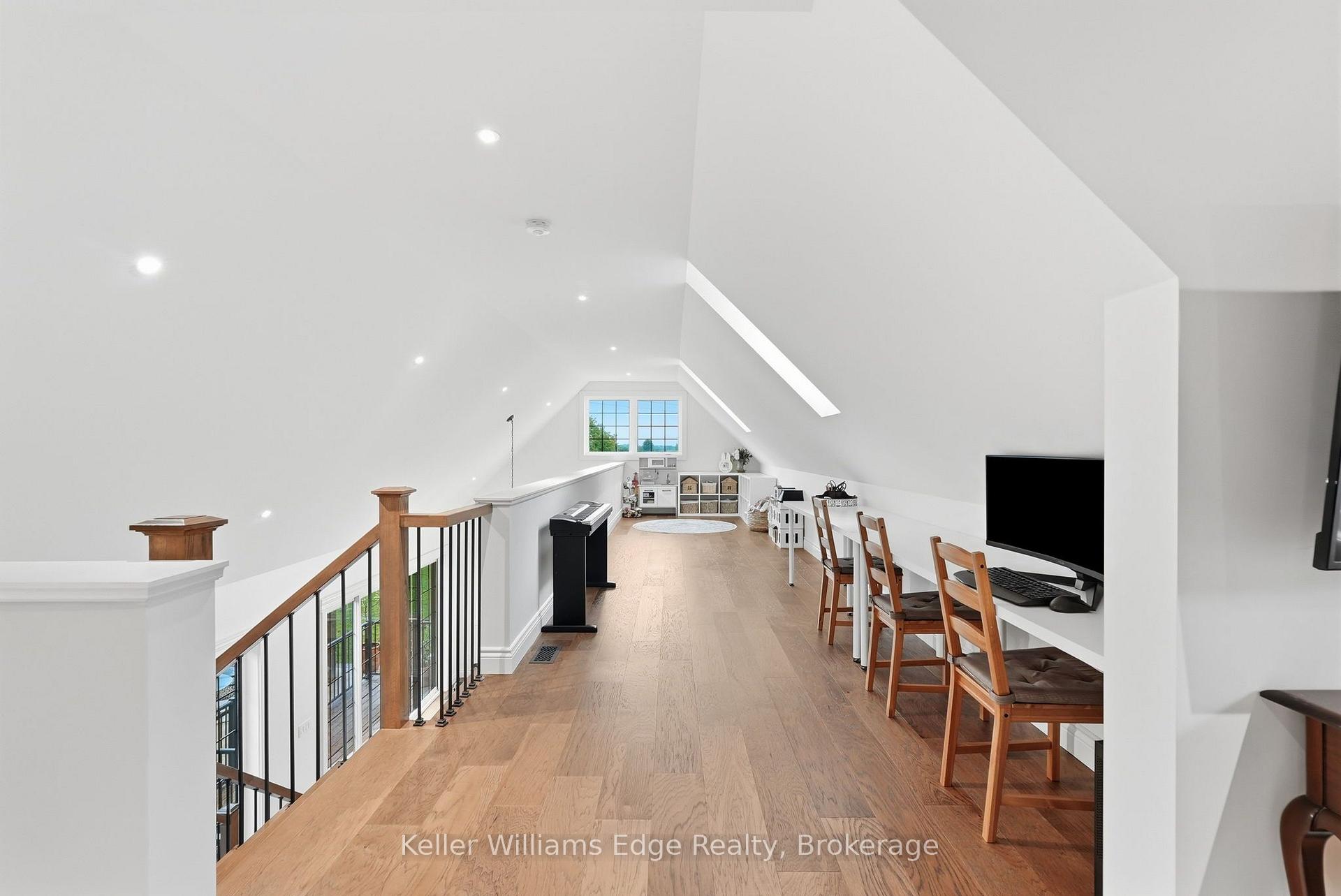 Photo 24 of 97 Glancaster Road, Hamilton, Ancaster — HOMEH