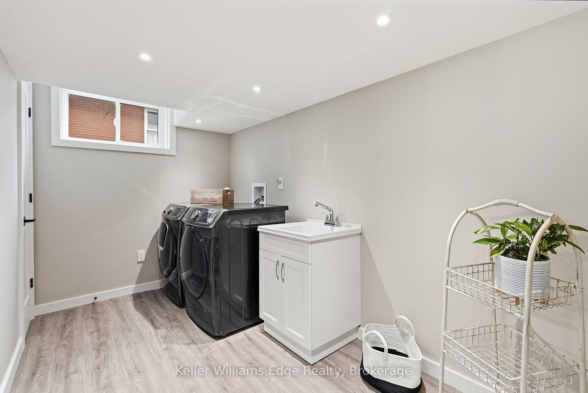 Photo 38 of 97 Glancaster Road, Hamilton, Ancaster — HOMEH