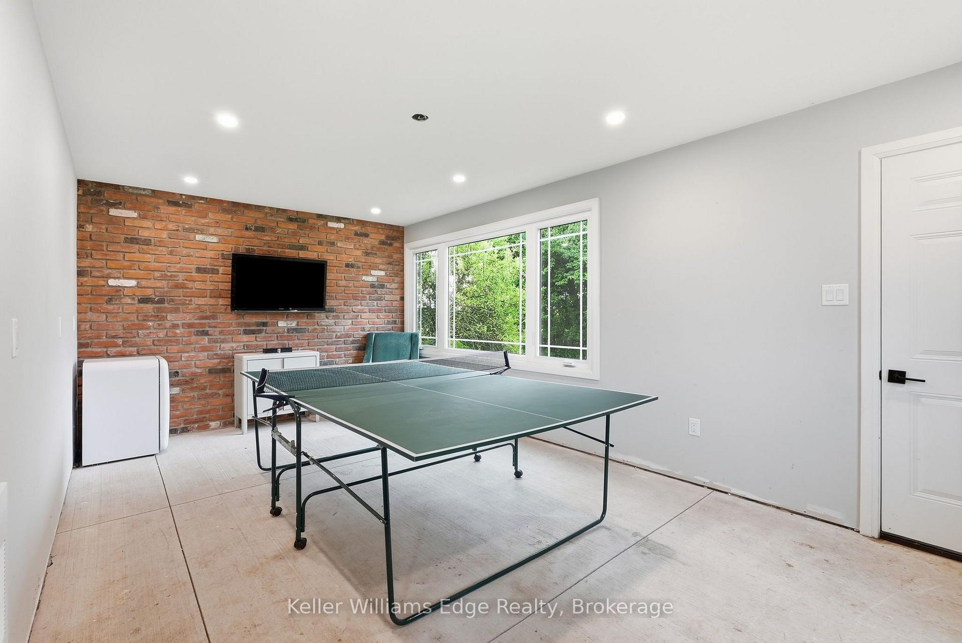 Photo 47 of 97 Glancaster Road, Hamilton, Ancaster — HOMEH