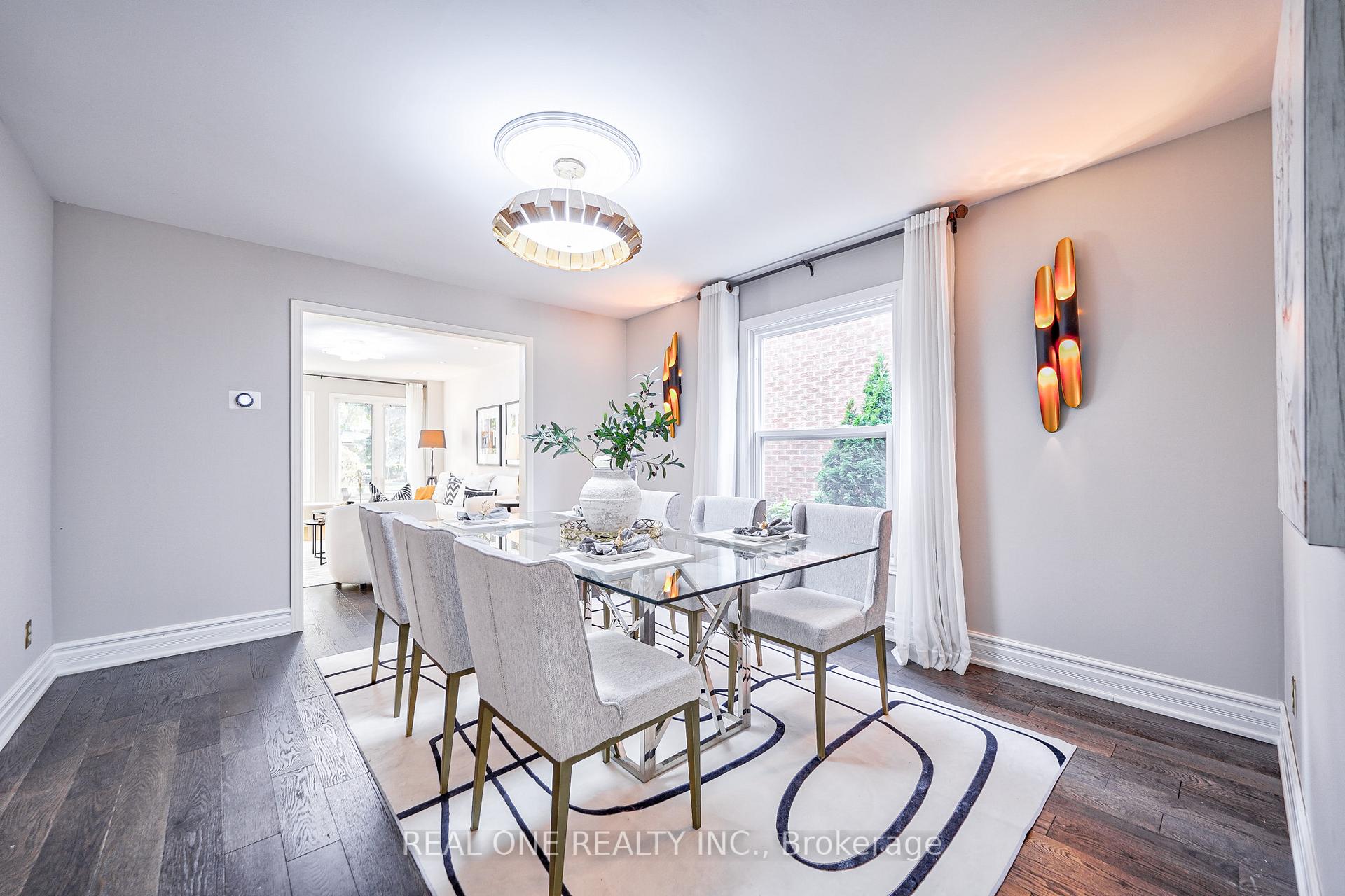 Photo 8 of 1321 Monks Passage, Oakville, Glen Abbey — HOMEH