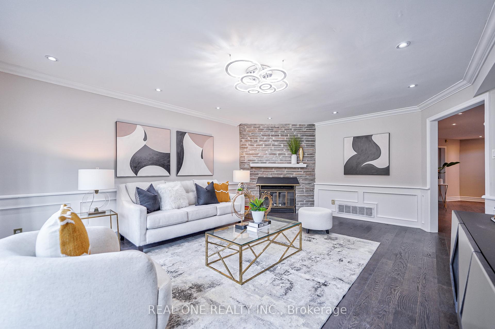 Photo 12 of 1321 Monks Passage, Oakville, Glen Abbey — HOMEH