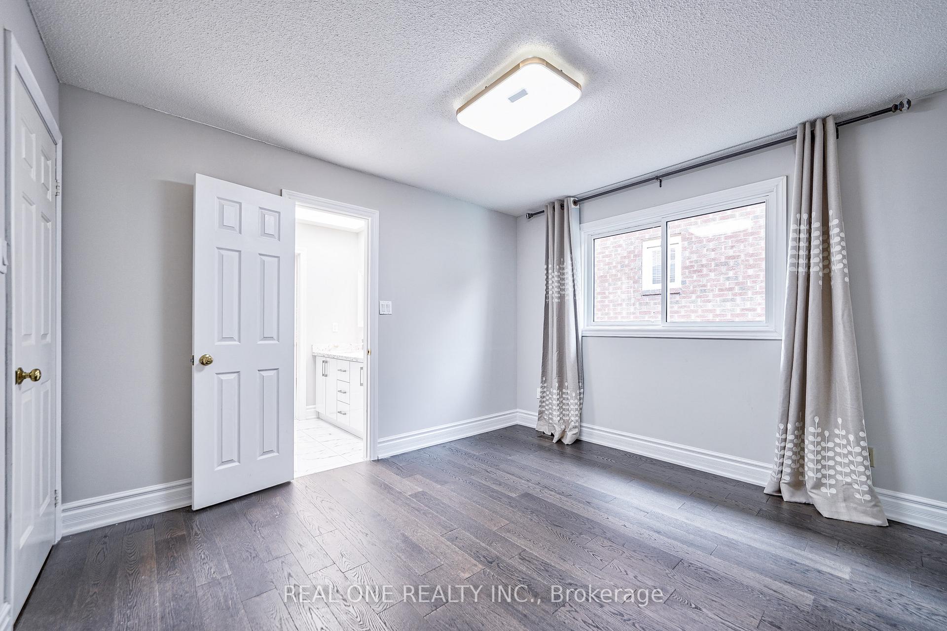 Photo 30 of 1321 Monks Passage, Oakville, Glen Abbey — HOMEH