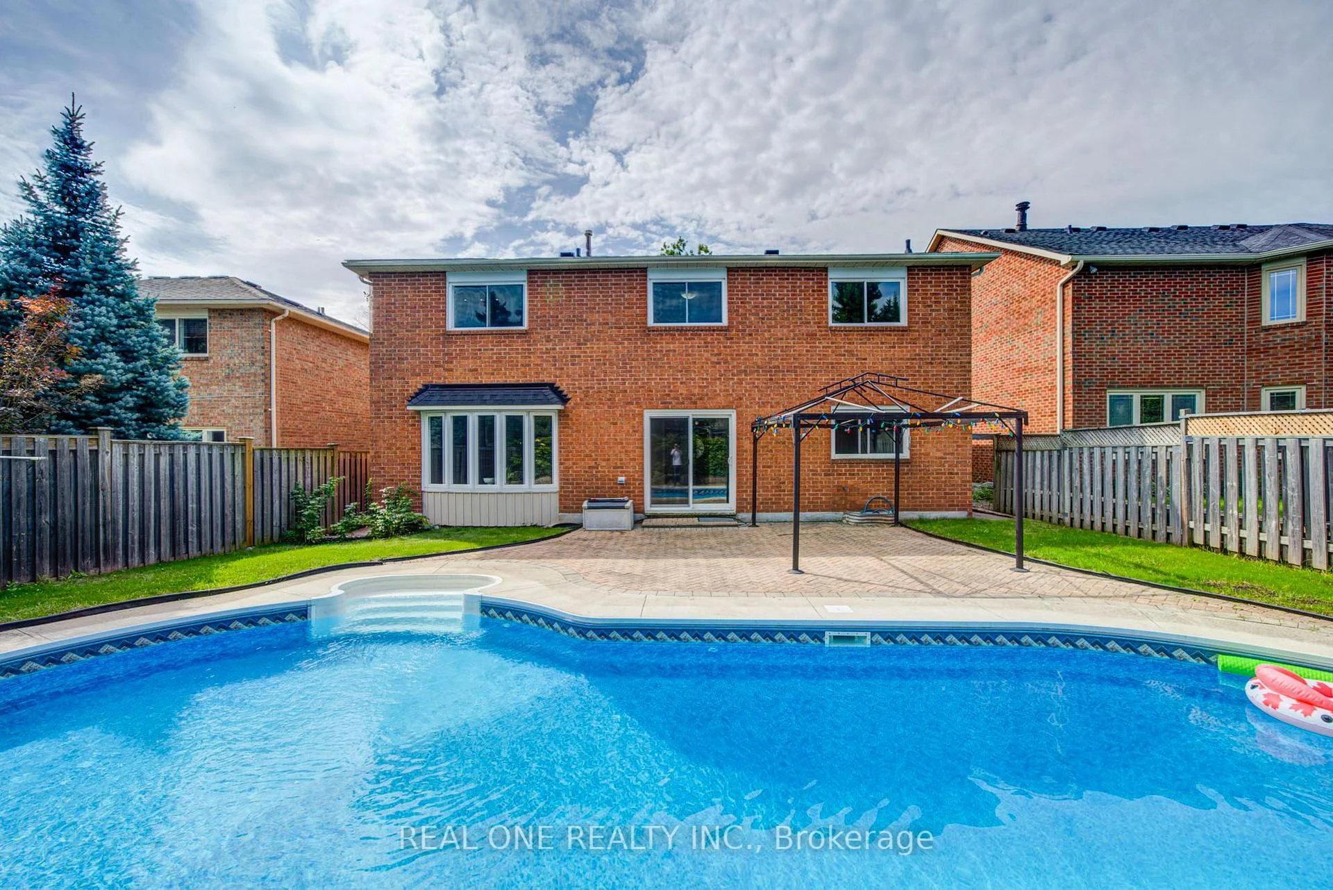 Photo 48 of 1321 Monks Passage, Oakville, Glen Abbey — HOMEH