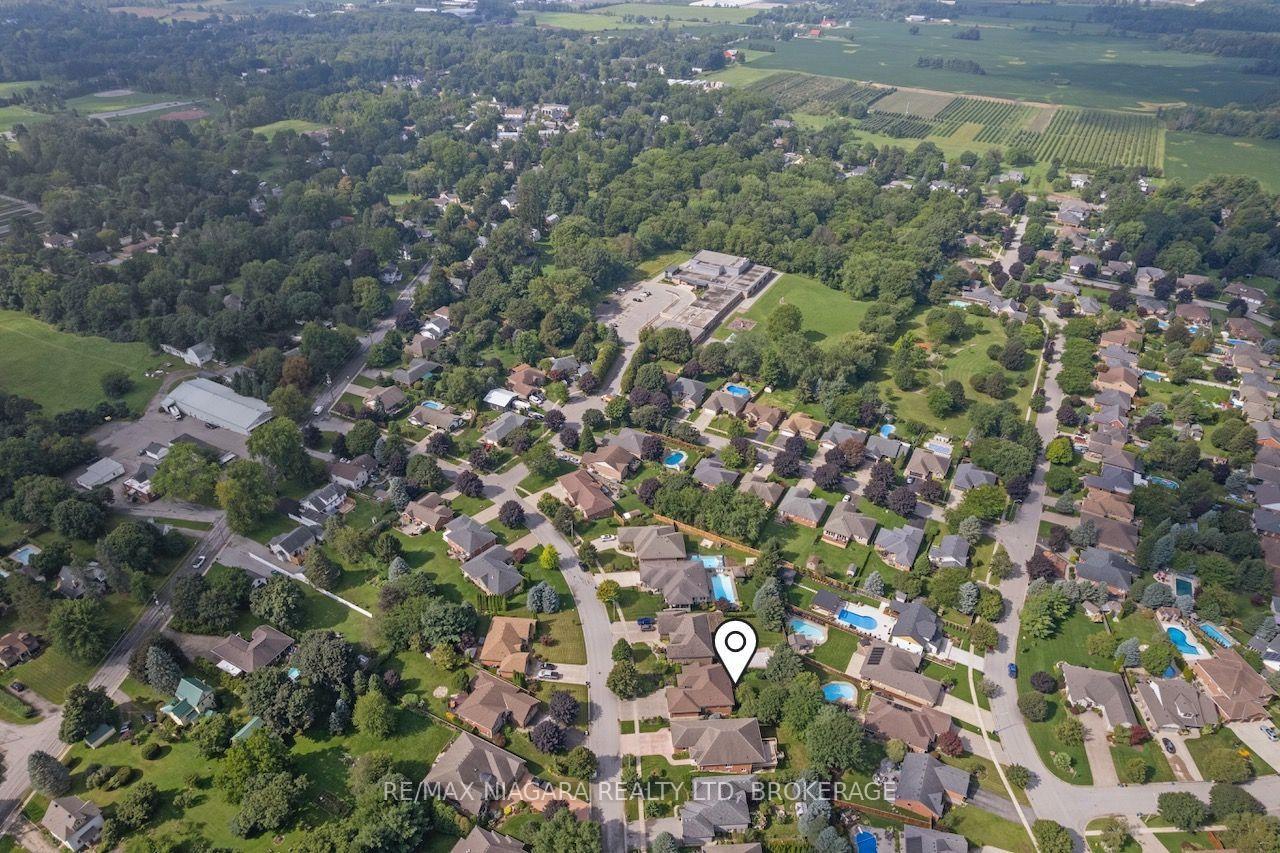 Photo 30 of 16 Cherry Ridge Boulevard, Pelham, Fenwick — HOMEH