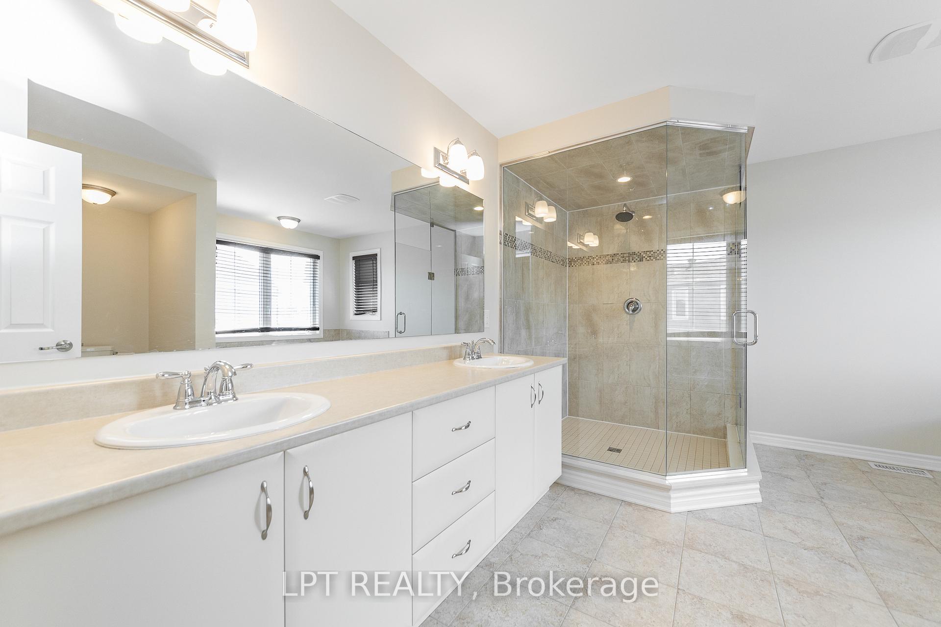 Photo 22 of 67 Bristling Crescent, Ottawa, Barrhaven - Half Moon Bay — HOMEH