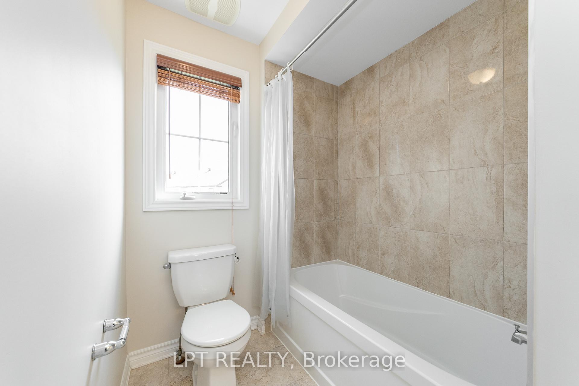 Photo 27 of 67 Bristling Crescent, Ottawa, Barrhaven - Half Moon Bay — HOMEH
