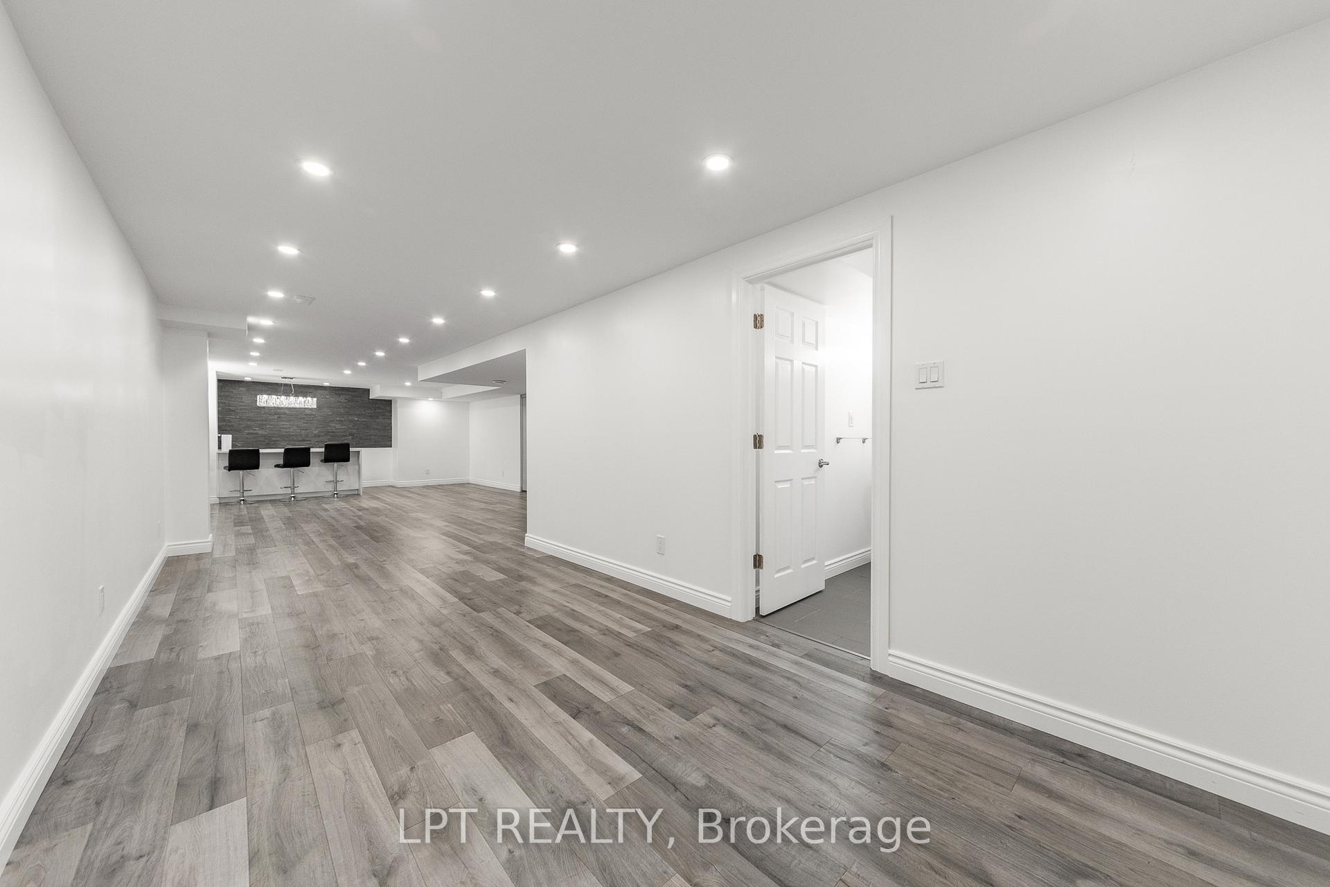 Photo 33 of 67 Bristling Crescent, Ottawa, Barrhaven - Half Moon Bay — HOMEH