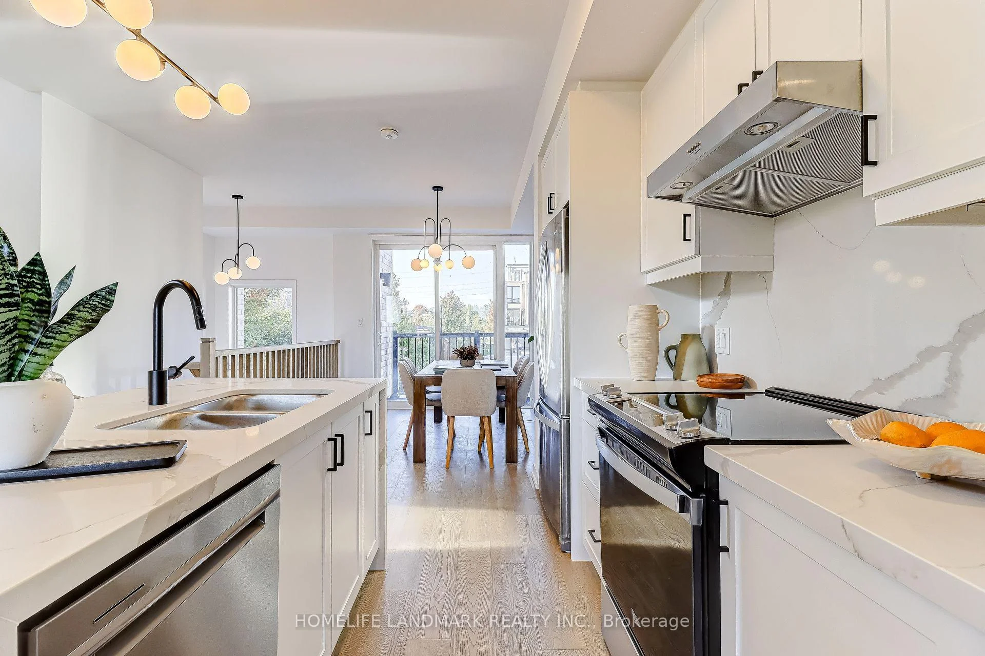 Photo 10 of 17 Bancroft Lane, Richmond Hill, Jefferson — HOMEH