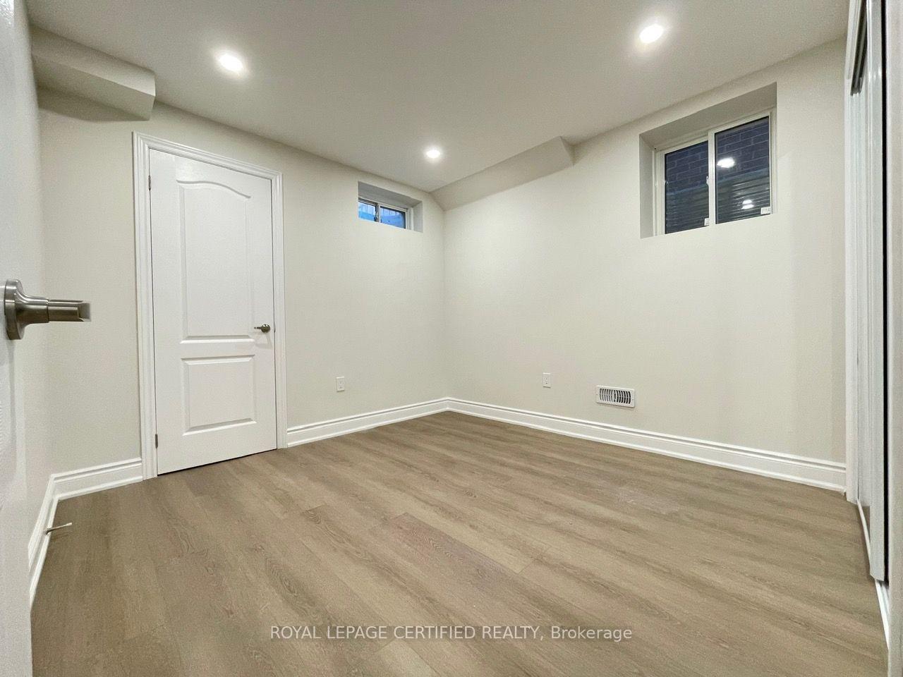 Photo 17 of Unit Bsmt, 1227 Mcphedran Point, Milton, Ford — HOMEH