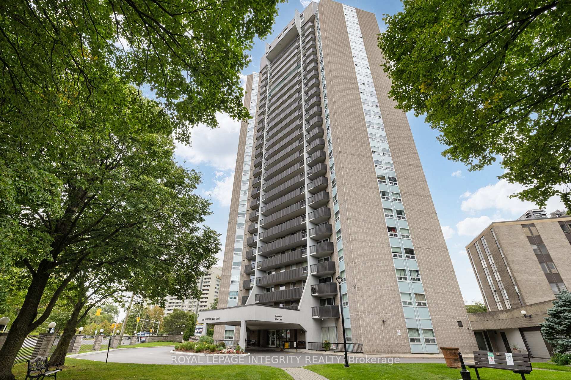 Photo of Unit 1702, 1380 Prince Of Wales Drive