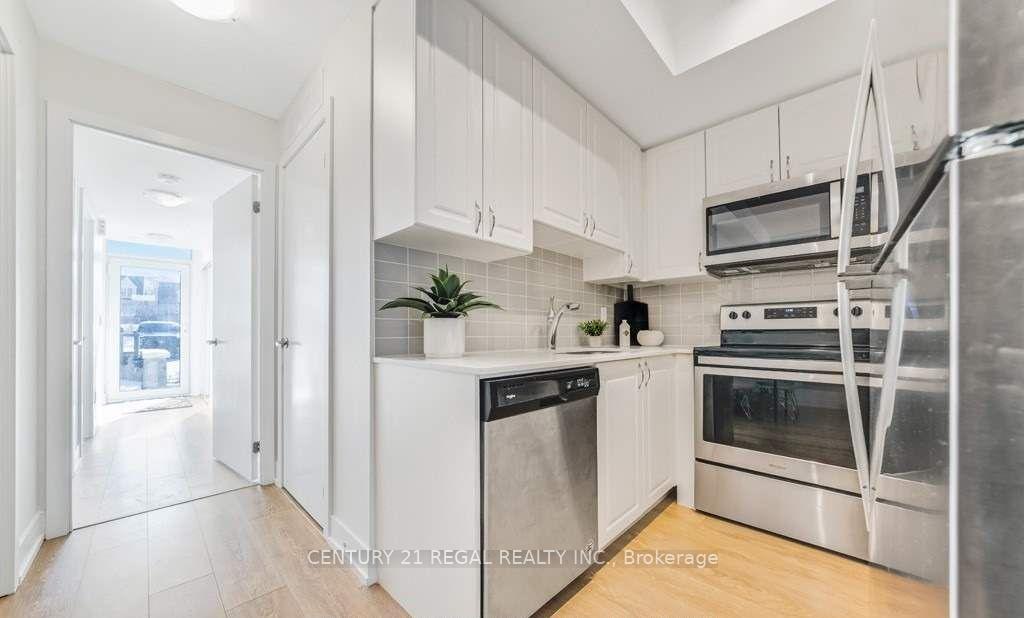 Photo 6 of Unit TH3, 1245 Bayly Street, Pickering, Bay Ridges — HOMEH