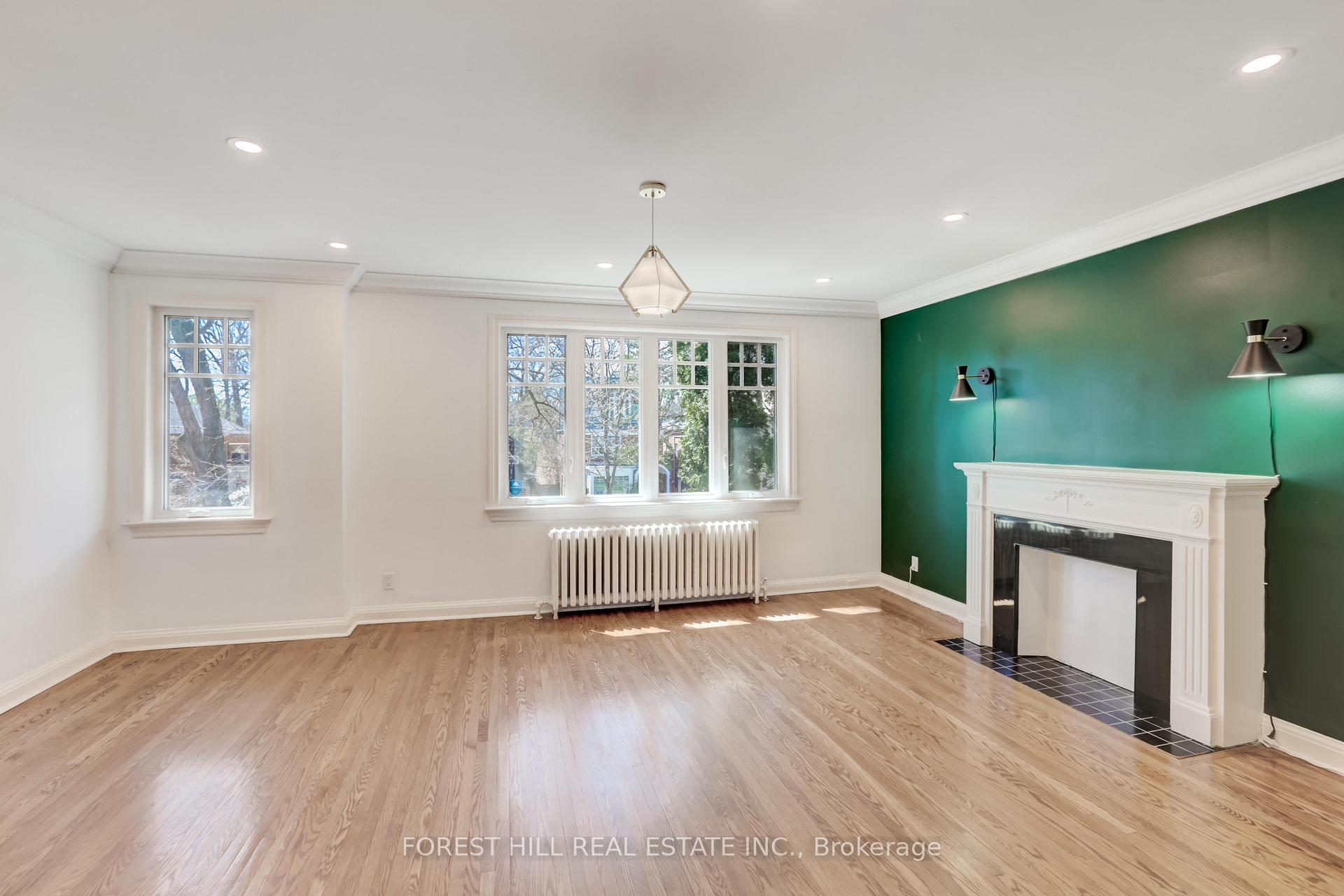 Photo 3 of Unit 4, 345 Walmer Road, Toronto, Casa Loma — HOMEH