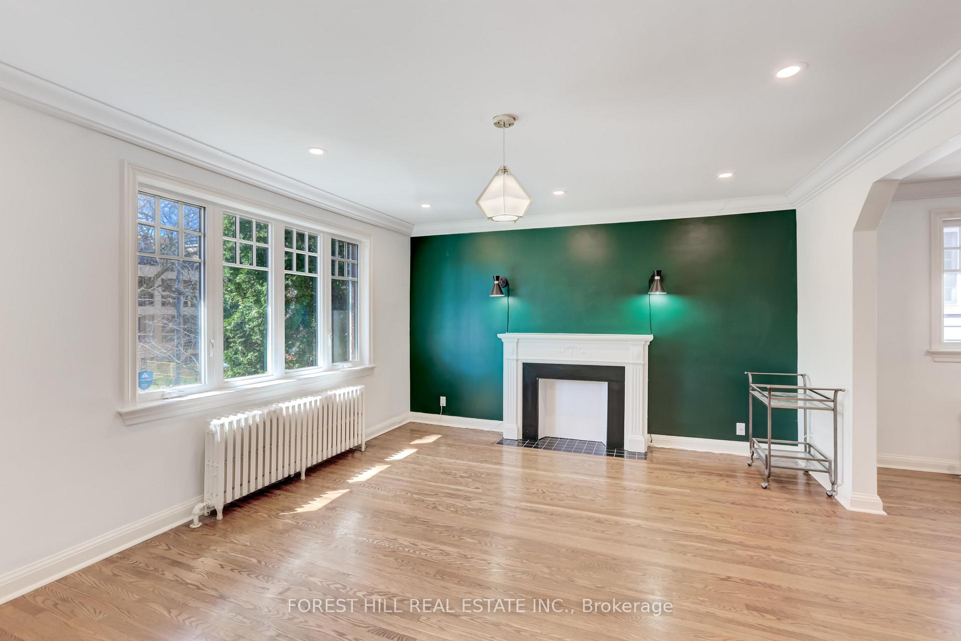 Photo 4 of Unit 4, 345 Walmer Road, Toronto, Casa Loma — HOMEH